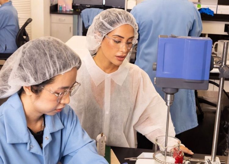 Francelys Infante, esposa de Romeo Santos se estrena como empresaria