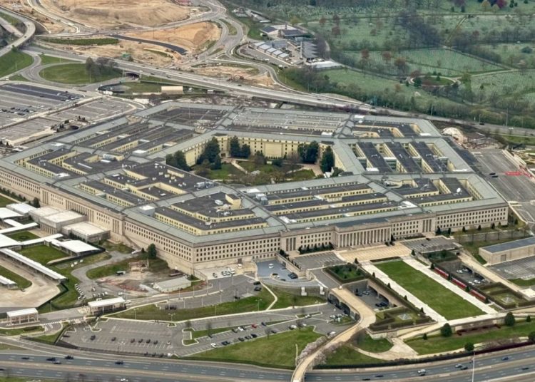 Pentágono usó avión con apariencia civil en ataque en el Caribe, según The New York Times