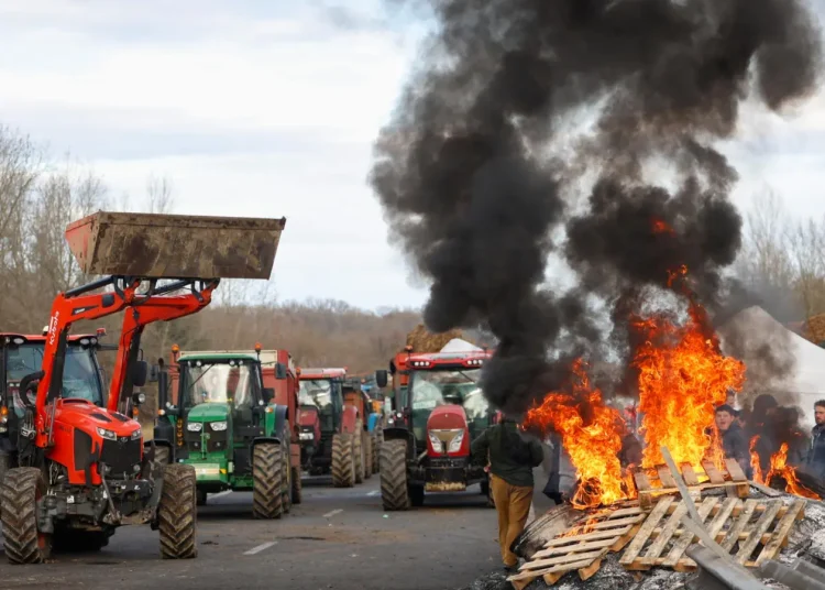 Agricultores logran llevar su ira contra Mercosur ante la Asamblea Nacional francesa
