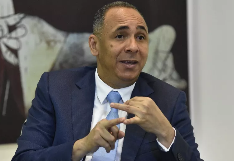 ¿Quién es Nelson Arroyo, el nuevo director general de Aduanas?