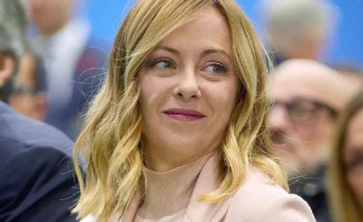 Meloni no prevé una «acción militar» de EE.UU en Groenlandia y pide más presencia de OTAN