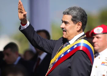 Chavistas parten a EE.UU. en defensa y rescate de Maduro