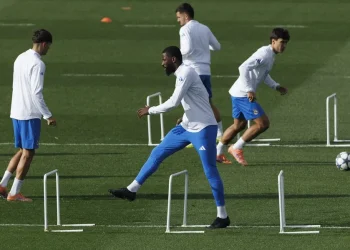 Rüdiger, duda para el partido de semifinales de la Supercopa de España por molestias en la rodilla