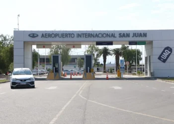 Aeropuerto de San Juan suspende mayoría de sus vuelos tras ataque de EEUU contra Venezuela