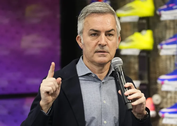 Font quiere nombrar a Messi presidente de honor y que se retire con la camiseta del Barça