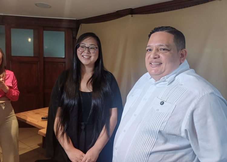 Empresarios chinos dicen quieren trabajar con la producción nacional y bajo la Ley