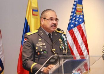 Abinader designa a Juan Hilario Guzmán Badía como nuevo rector del Instituto Policial de Educación