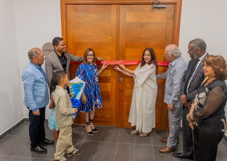 Centro Cultural Perelló inaugura “Vínculos transparentes” de Carlos Baret