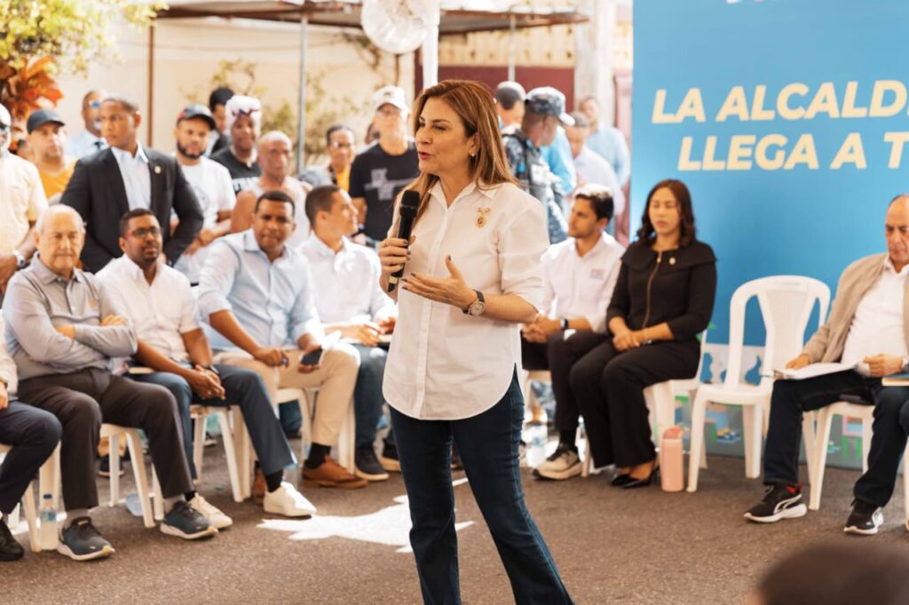 Carolina Mejía lleva soluciones al sector 27 de Febrero con “La Alcaldía llega a Ti” - Noticias de hoy en República Dominicana | De Último Minuto
