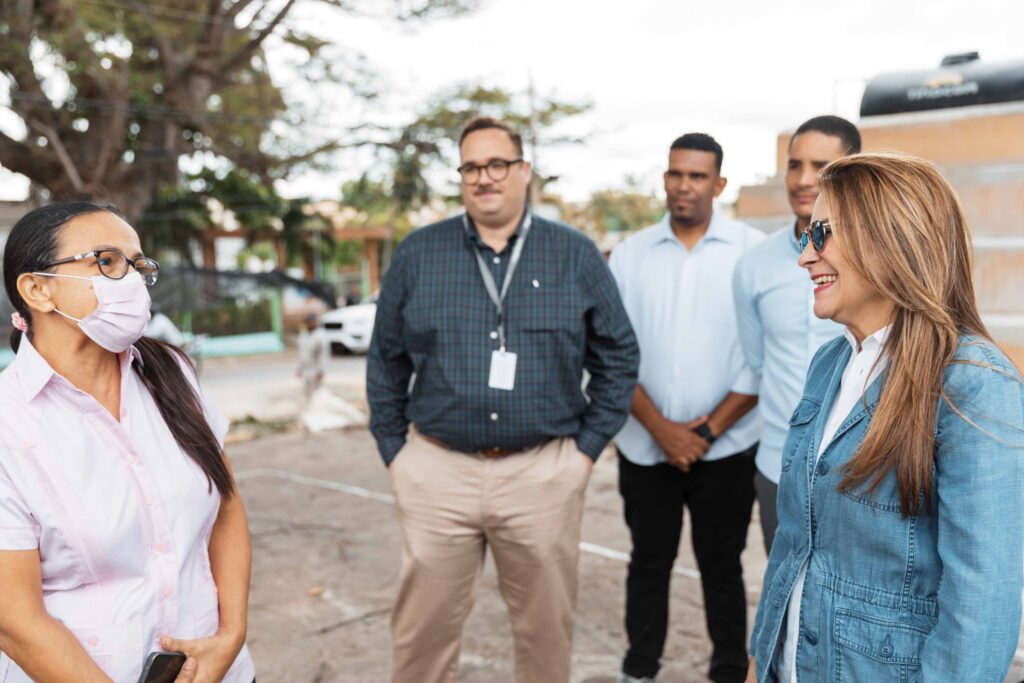 Carolina continúa recorrido por obras del Distrito Nacional - Noticias de hoy en República Dominicana | De Último Minuto