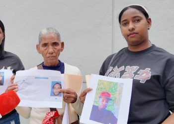 Familiares piden liberación de un hombre presuntamente acusado por error de atraco en Bayaguana