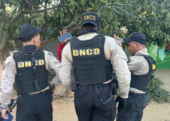 DNCD apresa a dos «reconocidos» narcotraficantes en Sabana Perdida
