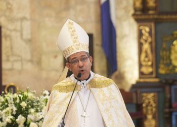 Arzobispo llama a líderes y ciudadanos a unirse para defender valores y libertad en el 182 aniversario de la Independencia