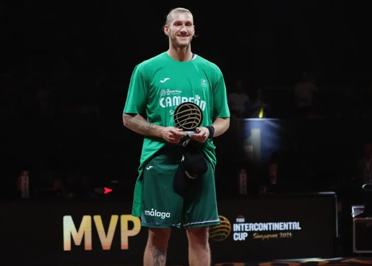 La agencia española antidopaje sanciona a Dylan Osetkowski por su positivo en marihuana