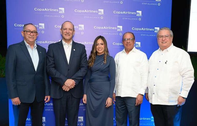 Copa Airlines celebra regreso de ruta Santiago de los Caballeros – Panamá con encuentro