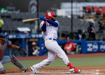 En duelo histórico, República Dominicana derrota 16-15 a Panamá en la Serie del Caribe