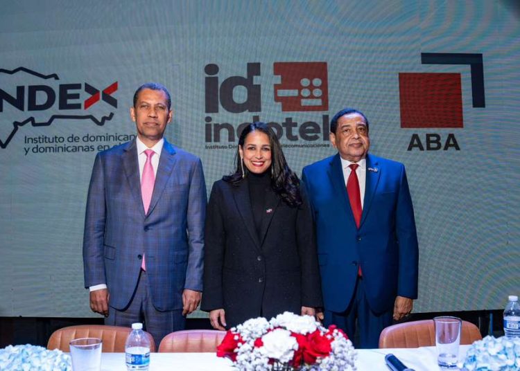 Indotel e INDEX refuerzan en Orlando campaña de alfabetización digital y envío seguro de remesas