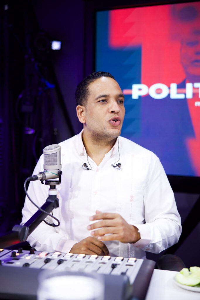 Hansel García explota contra Danilo Medina y Leonel Fernández por dividir la oposición | 2 | Hansel García explota contra Danilo Medina y Leonel Fernández por dividir la oposición - Noticias de hoy en República Dominicana | De Último Minuto