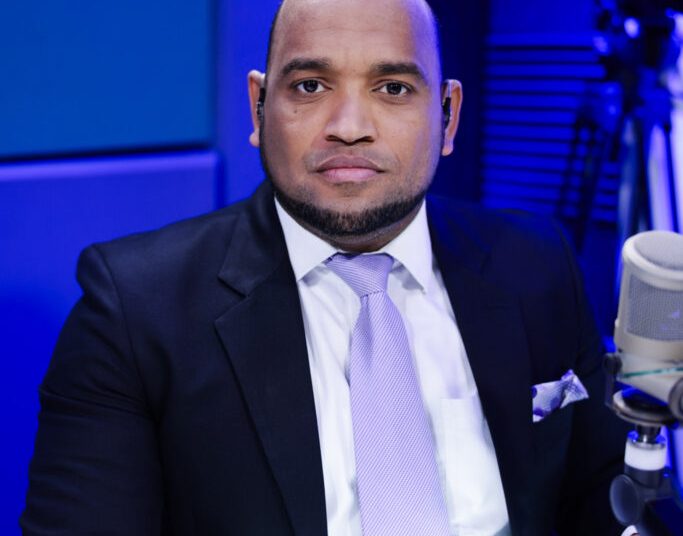 Jonatan Familia asegura regidores de SDO ceden ante Francisco Peña al aprobar fondos para pago de empleados