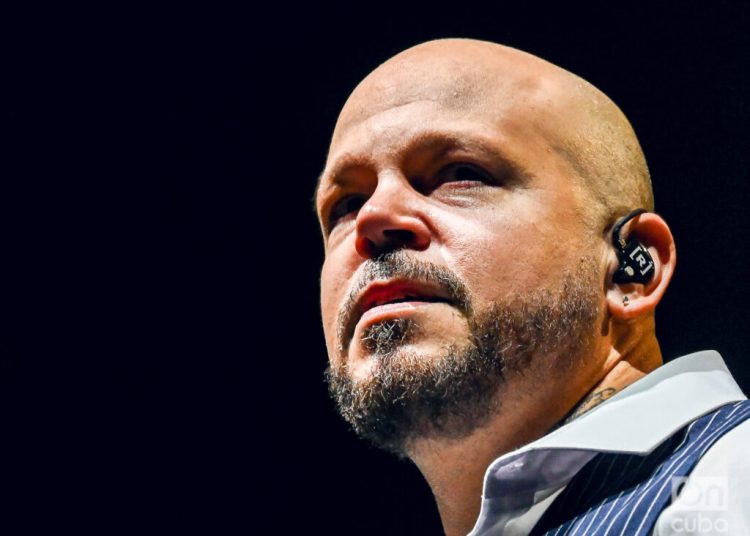 Residente debutará como director de cine con Porto Rico