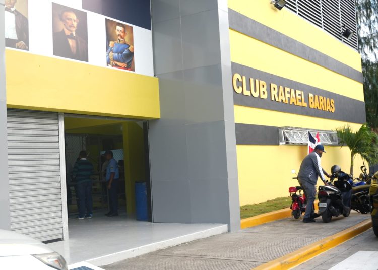 INEFI inaugura el primer Centro de Iniciación Deportiva Escolar Comunitario del país