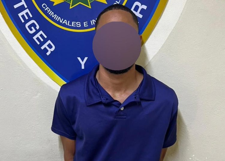 Policía Cibernética detiene a hombre por consumo fraudulento de más de RD$400,000 con tarjeta bancaria