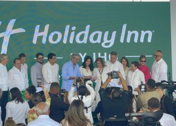 Inauguran hotel Holiday Inn–Cofresi en Puerto Plata con presencia del presidente Abinader
