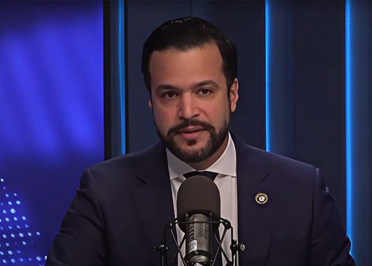 Rafael Paz dice amenaza a empleados públicos es una daga al discurso de transparencia