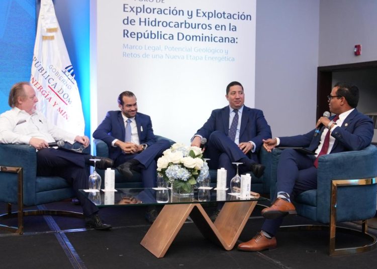 Potencial geológico y marco legal dominicano centran debate en primer Foro de Hidrocarburos