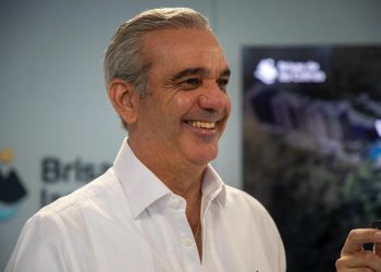 Abinader desarrollará agenda internacional en marzo con cumbres y reuniones con Trump, Kast y Macron