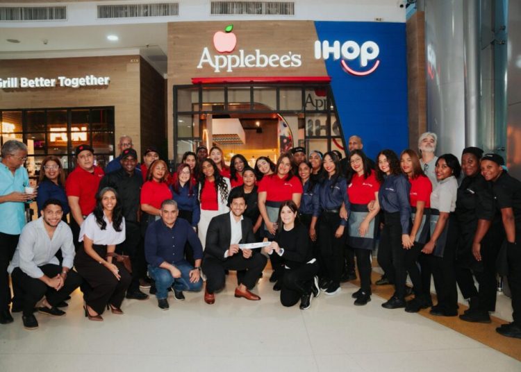 Applebee’s® e Ihop® abren su primera ubicación de doble marca en Sambil Santo Domingo