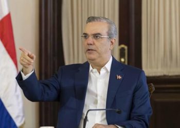 Abinader recibirá el jueves 26 de febrero la nueva licencia de conducir