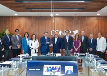 CONEP reconoce gestión de Yayo Sanz Lovatón en la DGA y proyecta continuidad estratégica en el MICM