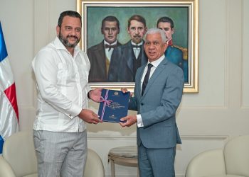 Senado recibe del Poder Ejecutivo memorias de los ministerios correspondientes al 2025
