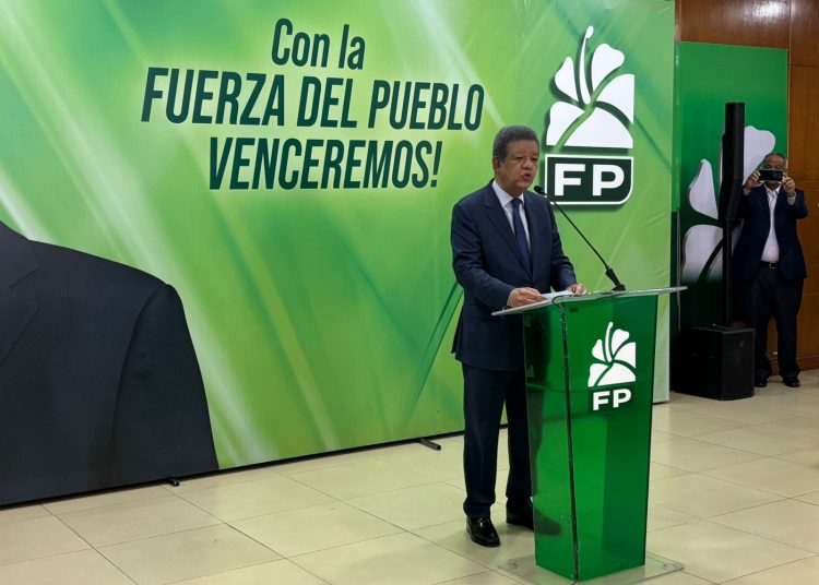 Leonel Fernández critica discurso de rendición de cuentas de Abinader