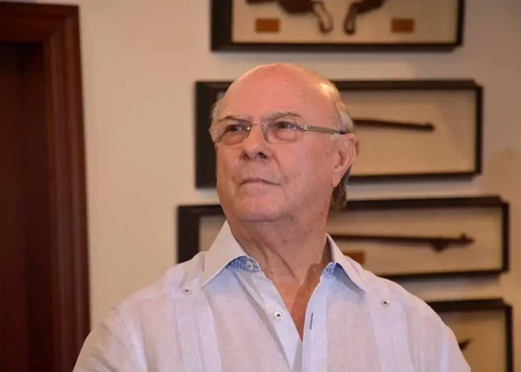 “El hijo está más grande que los papás”, dice Hipólito Mejía sobre liderazgo de Omar Fernández