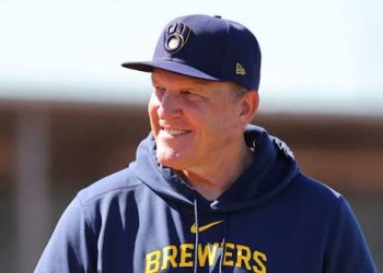 Pat Murphy acuerda extensión de tres años con Milwaukee