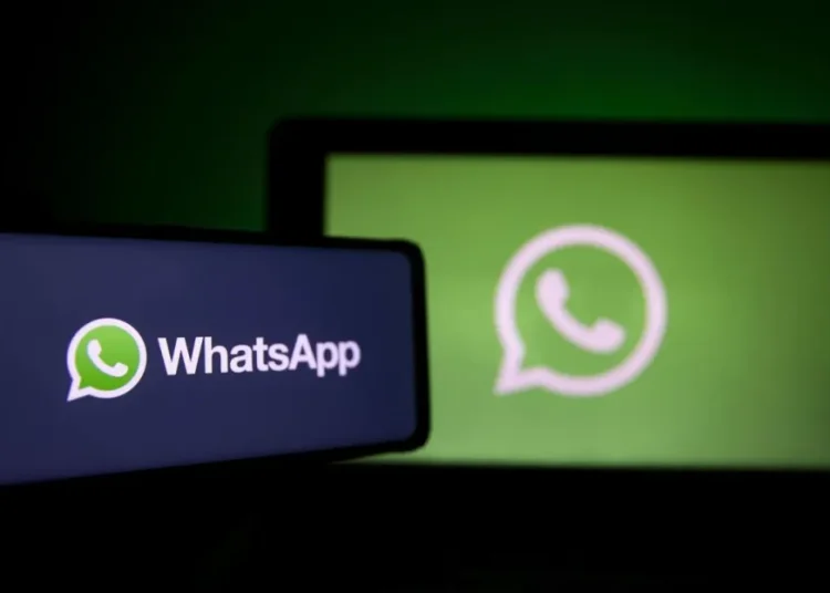 El Supremo de la India acusa a WhatsApp de «robar información privada» y amenaza con veto