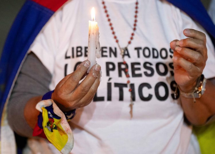 Excarcelan a otros 17 presos políticos en Venezuela, según la ONG Foro Penal