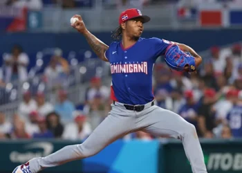 Brayan Bello regresa al campamento de Boston y no lanzaría nuevamente con Dominicana