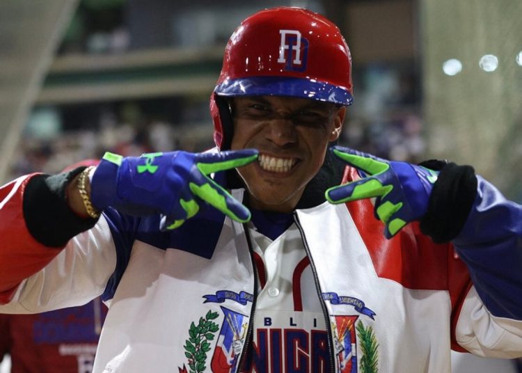 ¡Espectáculo de poder en el Quisqueya! Soto, Machado y Caminero conectan jonrones consecutivos