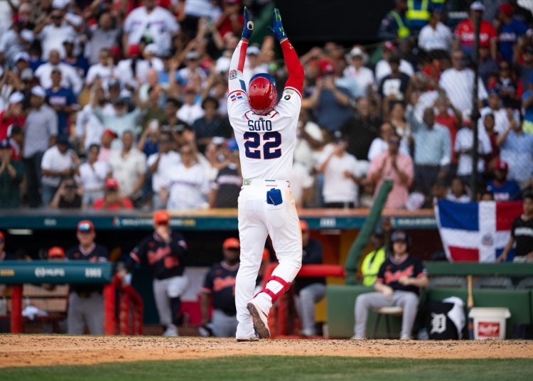 Juan Soto vuelve a encender el Quisqueya y RD empata ante Detroit antes de viajar a Miami