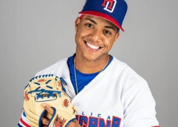 Jeremy Peña sufre fractura en un dedo y se perderá al menos la primera ronda del Clásico Mundial