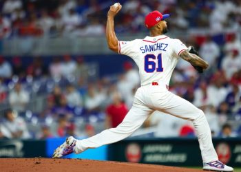República Dominicana noquea 10-0 a Corea y avanza a semifinales del Clásico Mundial