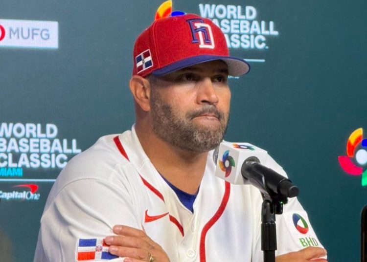 Pujols confirma que Cristopher Sánchez no lanzaría en una posible final del Clásico