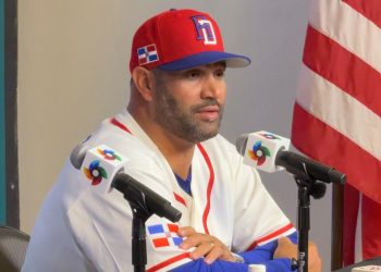 Albert Pujols defiende su decisión: “Austin Wells es nuestro mejor catcher y no lo iba a sustituir”