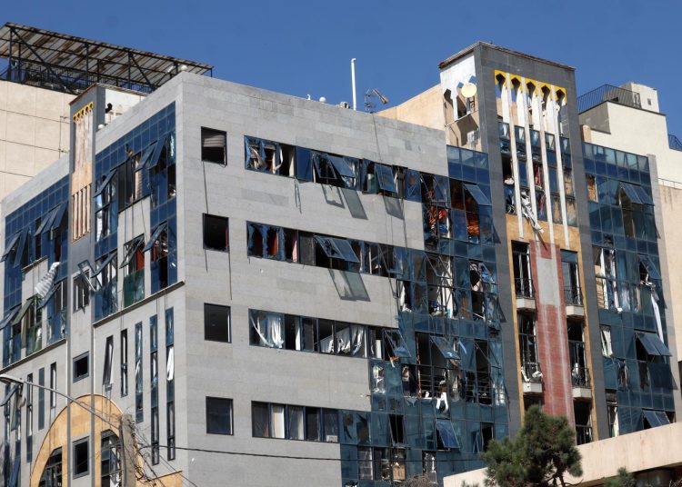 Más de mil muertos en los bombardeos de Israel y Estados Unidos, según un organismo iraní