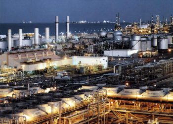 El brent se hunde un 9 % hasta los 103 dólares, ante un posible alto el fuego en Irán