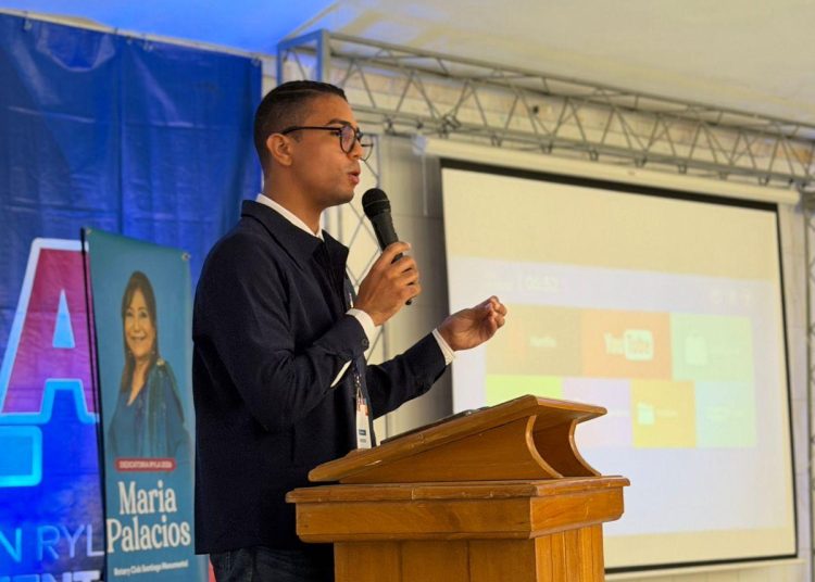 Alerta sobre vulnerabilidad infantil centra charla en seminario juvenil RYLA en Jarabacoa