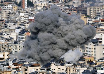 Seis muertos en un ataque de Israel a un edificio residencial en el este de Líbano